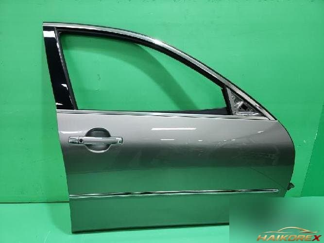 Infiniti M 2008 — передняя дверь правая