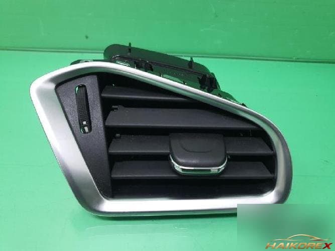 Citroën DS4 2013 — панель приборной доски (2)