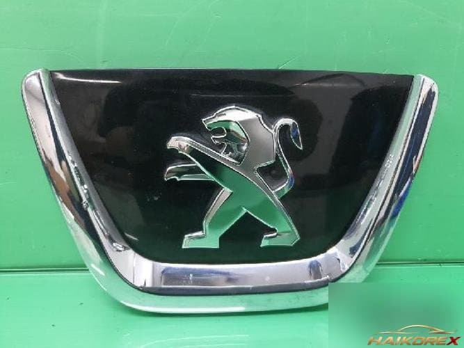 Peugeot 308 2012 — прочие детали 1
