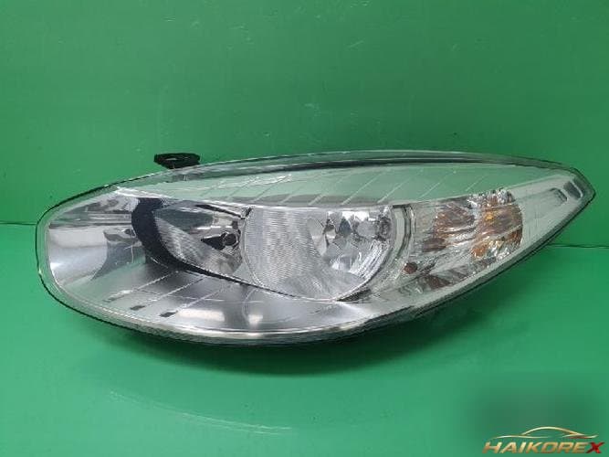 Renault SM3 2010 — фара левая 260600047R