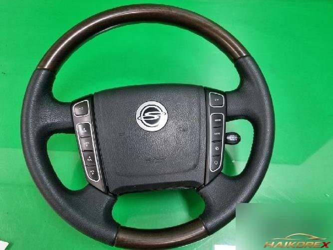 SsangYong Rexton 2013 — рулевое колесо