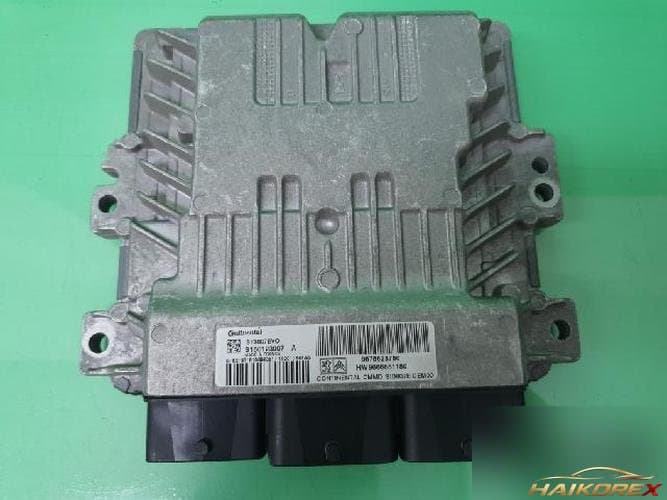 Peugeot 308 2012 — блок управления двигателем ECU 9678628780