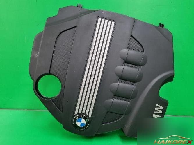 BMW 1 Series 2010 — крышка двигателя 1114 7797410 08