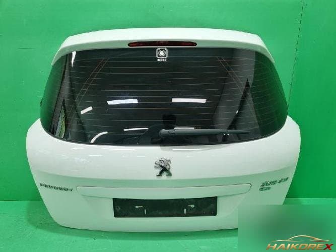 Peugeot 308 2014 — крышка багажника правая