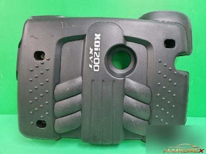 KG Mobility Kyron 2008 — крышка двигателя