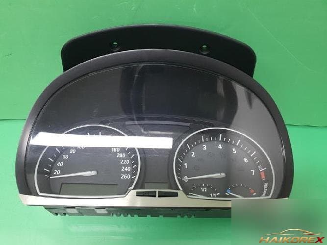 BMW X-серия 2007 — приборная панель 3448332 02