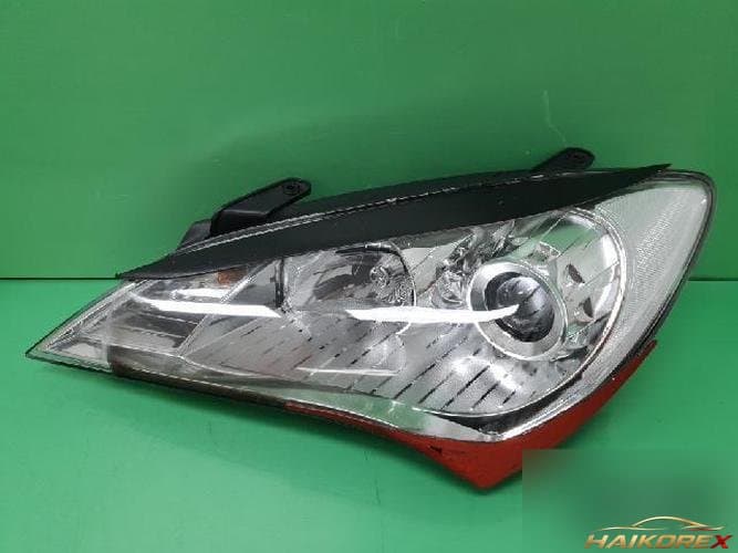 Hyundai Genesis 2009 — фара головного света левая 98101 2M080