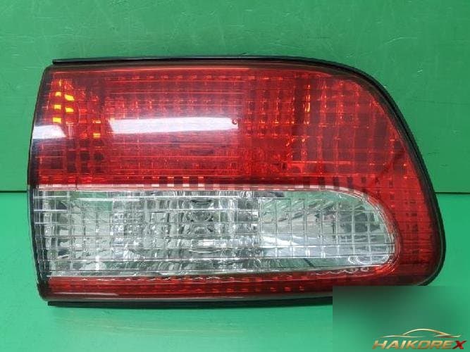 Toyota Sienna 2002 — обшивка задней двери (левая)
