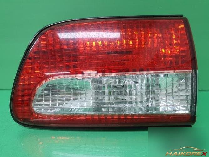 Toyota Sienna 2002 — подсветка багажника