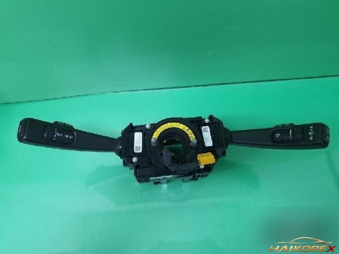 Volvo XC60 2010 — комбинированный переключатель 31264169