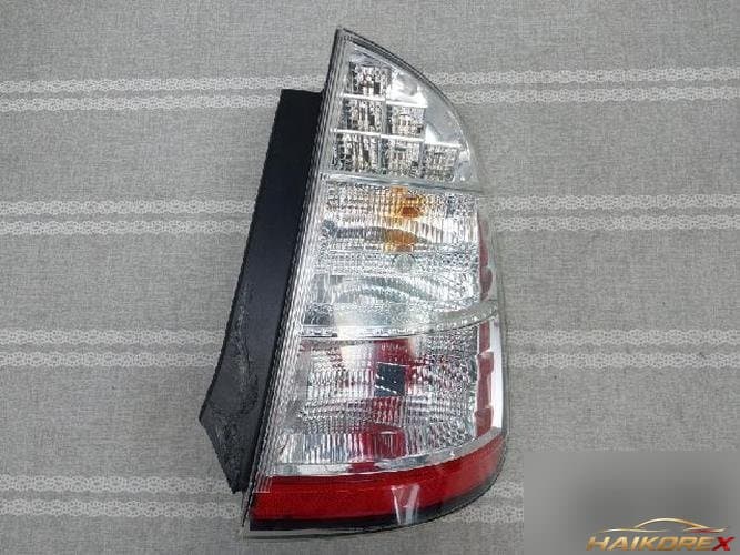 Toyota Prius 2007 — фонарь задний комбинированный правый (пассажирский)