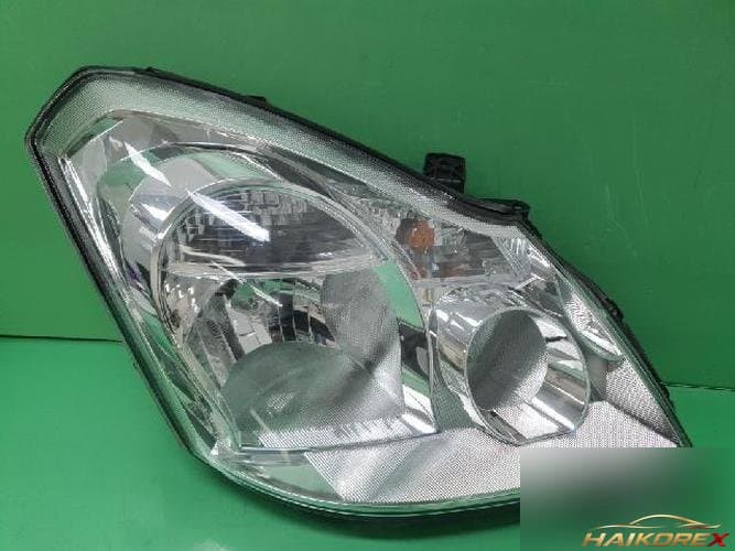 Renault SM7 2011 — фара правая