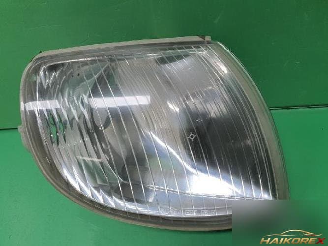 Hyundai Dynasty 1997 — указатель поворота правый 37801