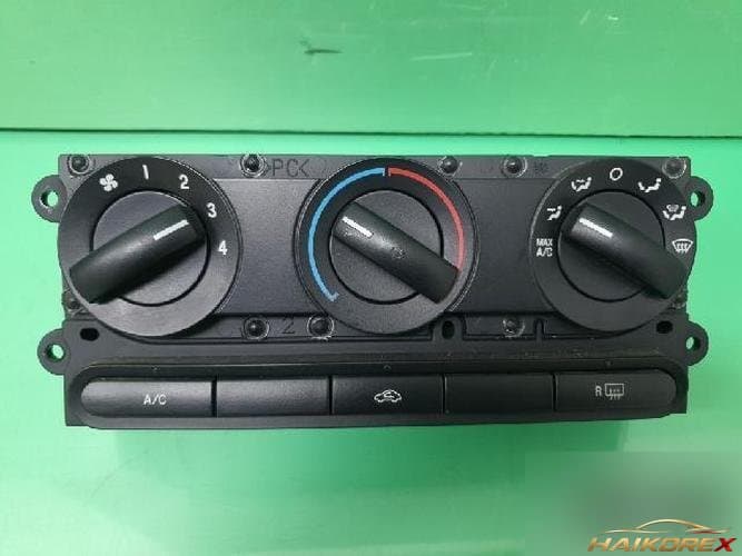 Ford Mustang 2005 — переключатель климат-контроля 5R33 19980 AA