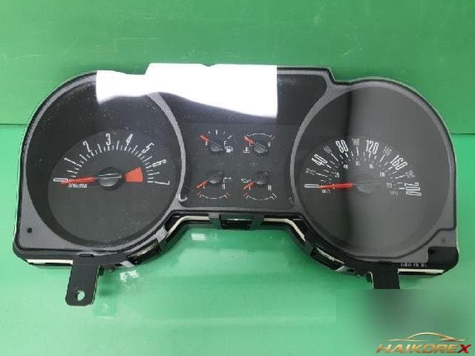 Ford Mustang 2005 — приборная панель 7R33 10849 FC