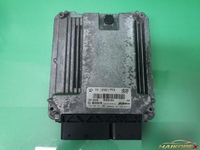 Cadillac STS 2011 — блок управления двигателем ECU 12621793
