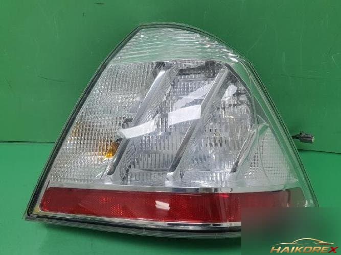Ford Taurus 2009 — комбинированный задний фонарь правый (пассажирская сторона) 8T5313B504