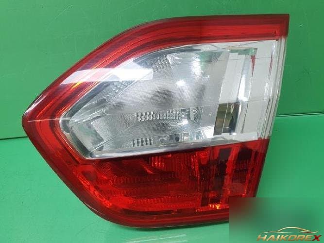 Renault SM3 2011 — задняя дверь белая (багажник)