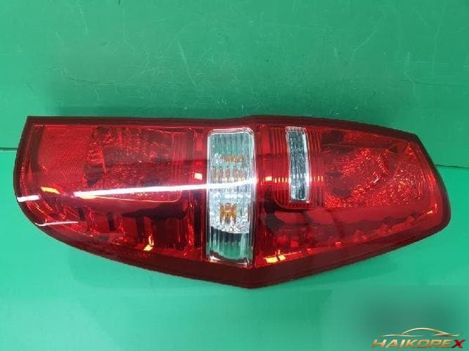 Hyundai Grand Starex 2008 — комбинированный фонарь задний правый (пассажирский)