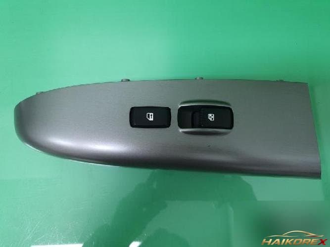 Kia Carnival 2010 — кнопка стеклоподъемника 1