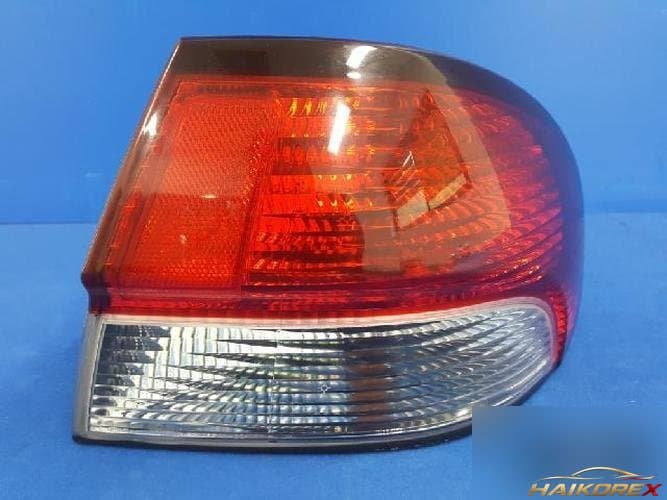 Kia 1998 — комбинированный задний фонарь правый