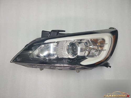 Фара передняя левая HID (чёрный ободок) 8-контактная 921013R300