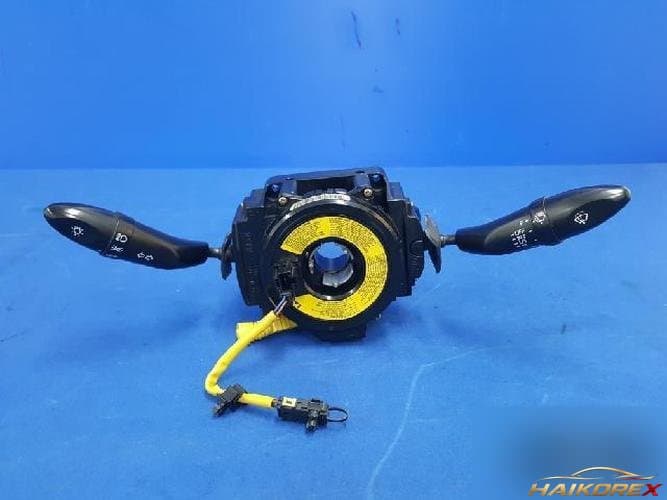 Hyundai Avante 2000 — переключатель комбинированный 9345029540