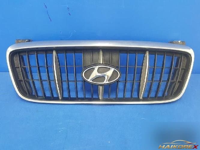 Hyundai Avante 2000 — решётка радиатора 863502D000