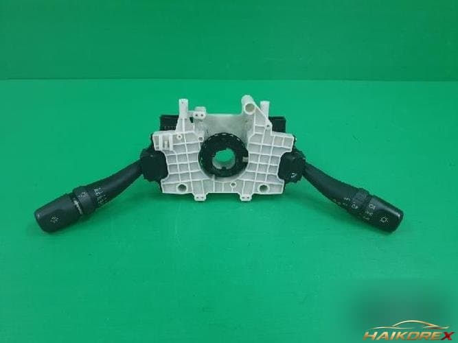 Hyundai Trajet 2002 — комбинированный переключатель 934013A126