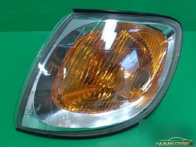 Hyundai Trajet 2002 — поворотник левый 923013A000