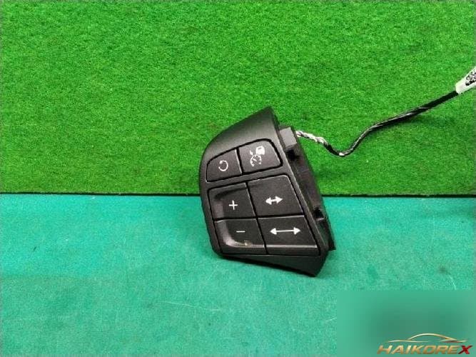 Volvo S90 2019 — кнопка/переключатель 31334458