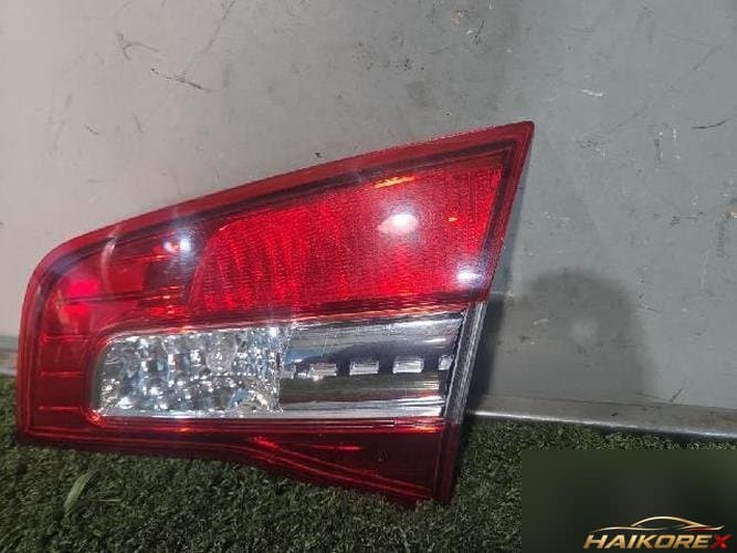 Renault QM5 2009 — бакпинишер (крышка багажника) правый 26550 JY05A 2