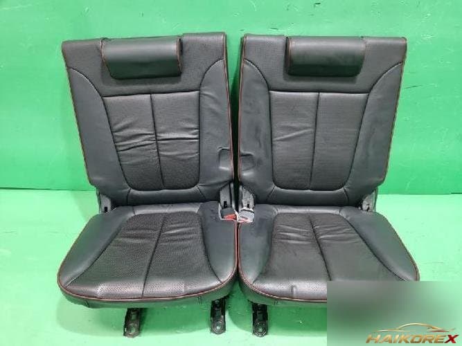 Hyundai Santa Fe 2009 — сиденье третьего ряда