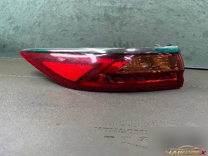 Kia K7 2017 — фонарь задний левый в сборе