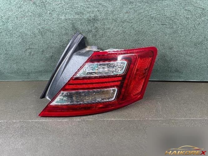Ford Taurus 2013 — фонарь задний комбинированный правый