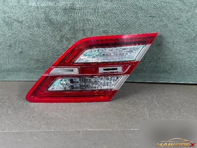 Ford Taurus 2013 — крышка багажника