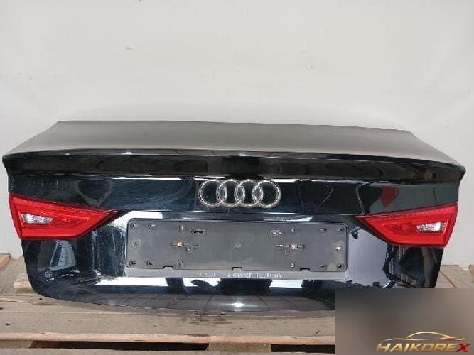 Audi A3 2015 — крышка багажника