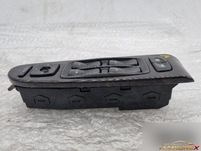 Hyundai Equus 2009 — переключатель стеклоподъемника водителя 93510-3B202SW