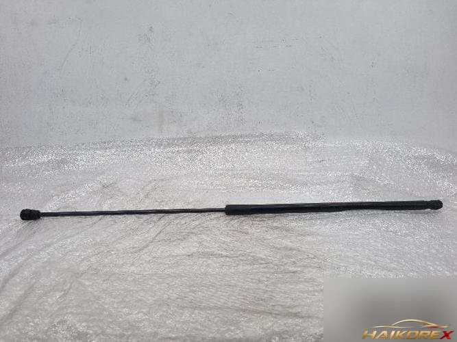 Audi A3 2015 — капот 8V0 823 359 03S 1