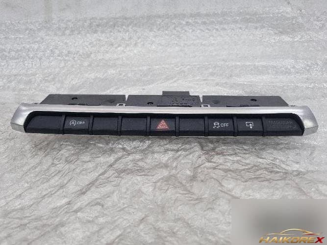 Audi A3 2015 — панель кнопок/переключателей 8V0 925 301 AB