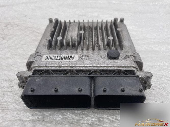 Mercedes-Benz B-Class 2013 — блок управления двигателем ECU A651 901 76 00