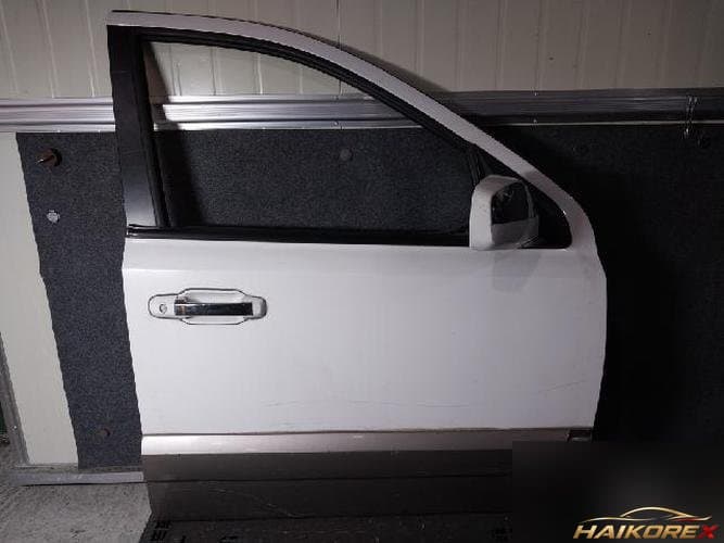 Kia Sorento 2006 — дверь передняя правая
