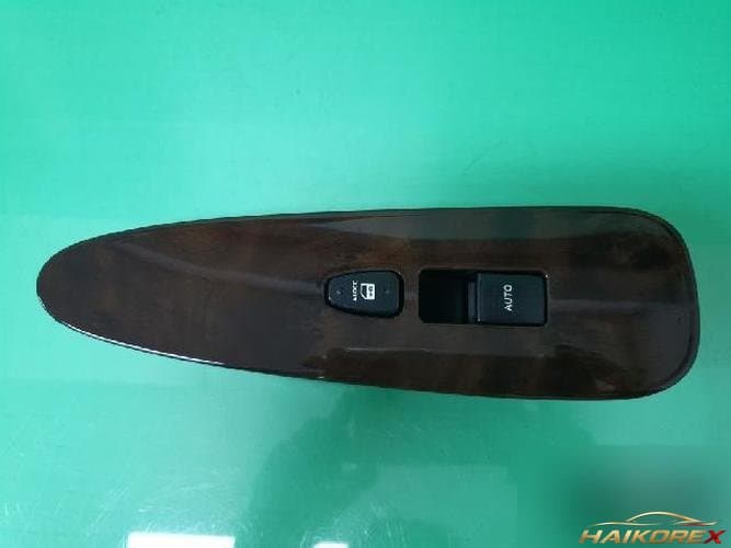 Hyundai Genesis 2011 — кнопка стеклоподъёмника 1