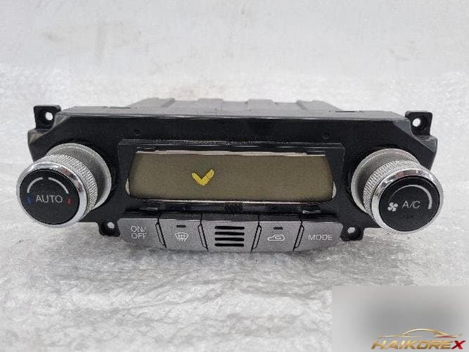 KG Mobility Korando 2014 — переключатель управления печкой/кондиционером 68740-34101
