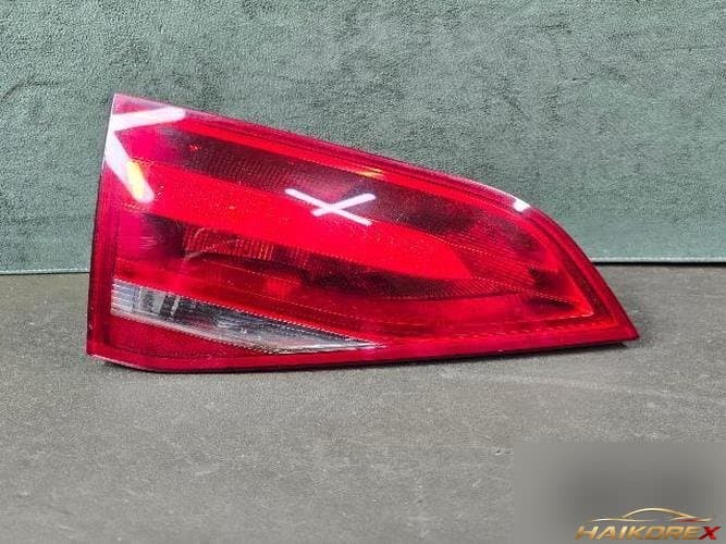 Audi A4 2009 — обивка двери задней левой