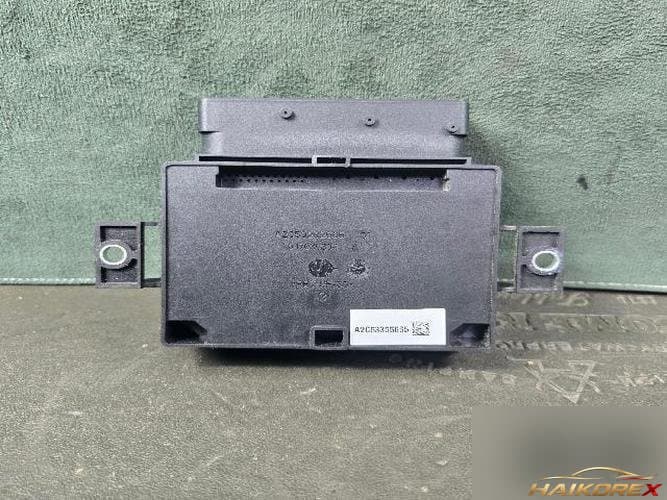 Audi A4 2009 — модуль управления парковкой 8KO 907 801 G