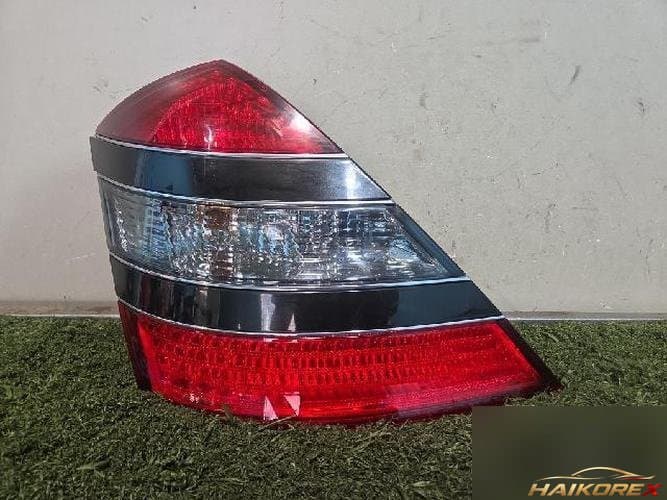 Mercedes-Benz S-Class 2008 — фонарь задний левый (комбинированный) A2218200186