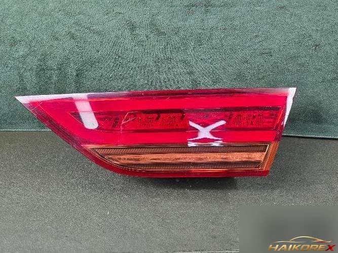 Kia K9 2015 — фонарь багажника правый LED