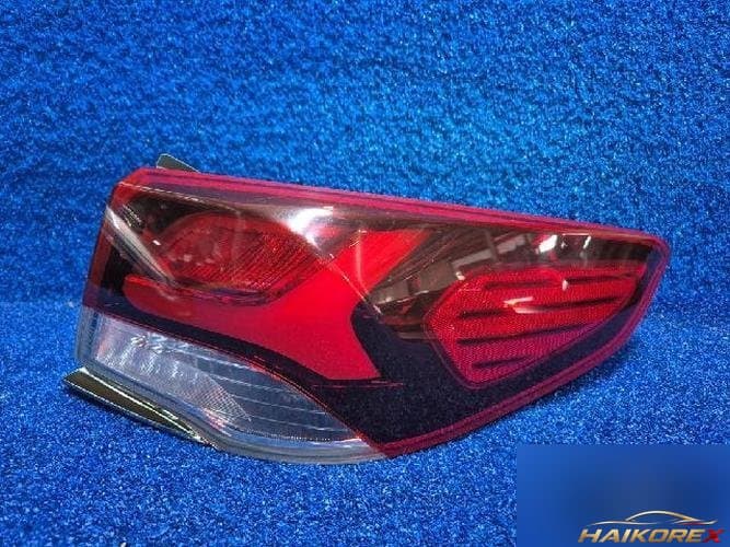 Hyundai Sonata 2018 — комбинированный фонарь задний правый (со стороны пассажира) 92402C1 2