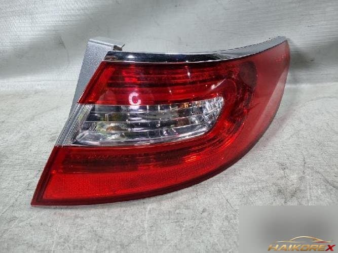 Hyundai Granzer 2011 — фонарь задний в сборе правый (пассажирский) 924043V0